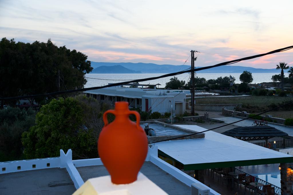 Keti Kapri Hotell Pláka Exteriör bild